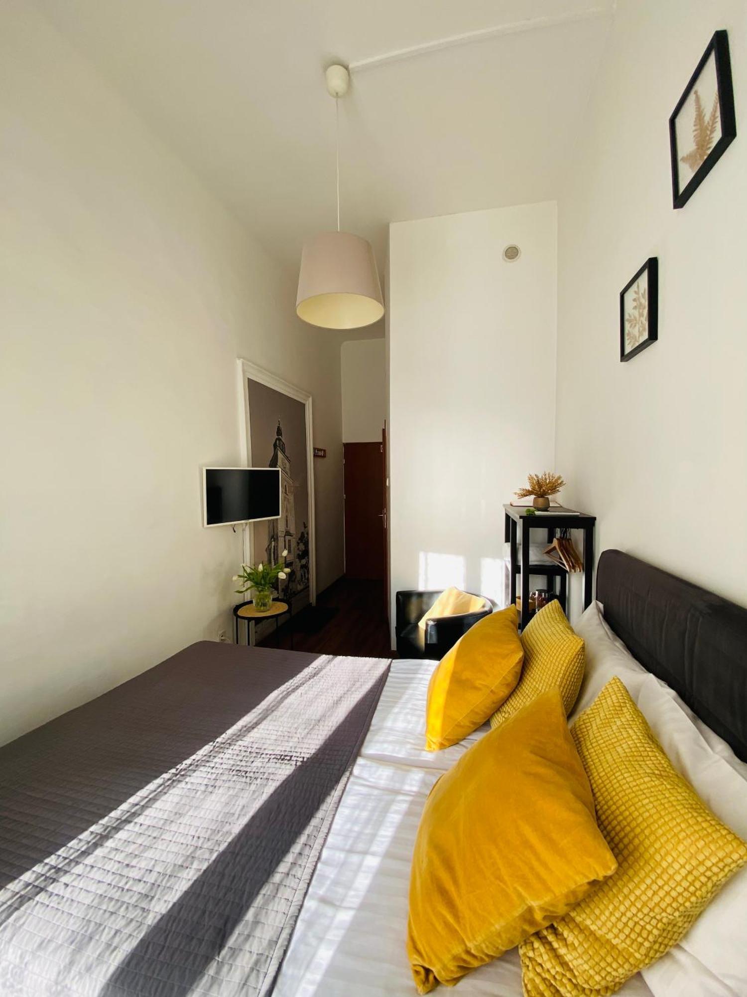 Krakow Apartments & Rooms מראה חיצוני תמונה