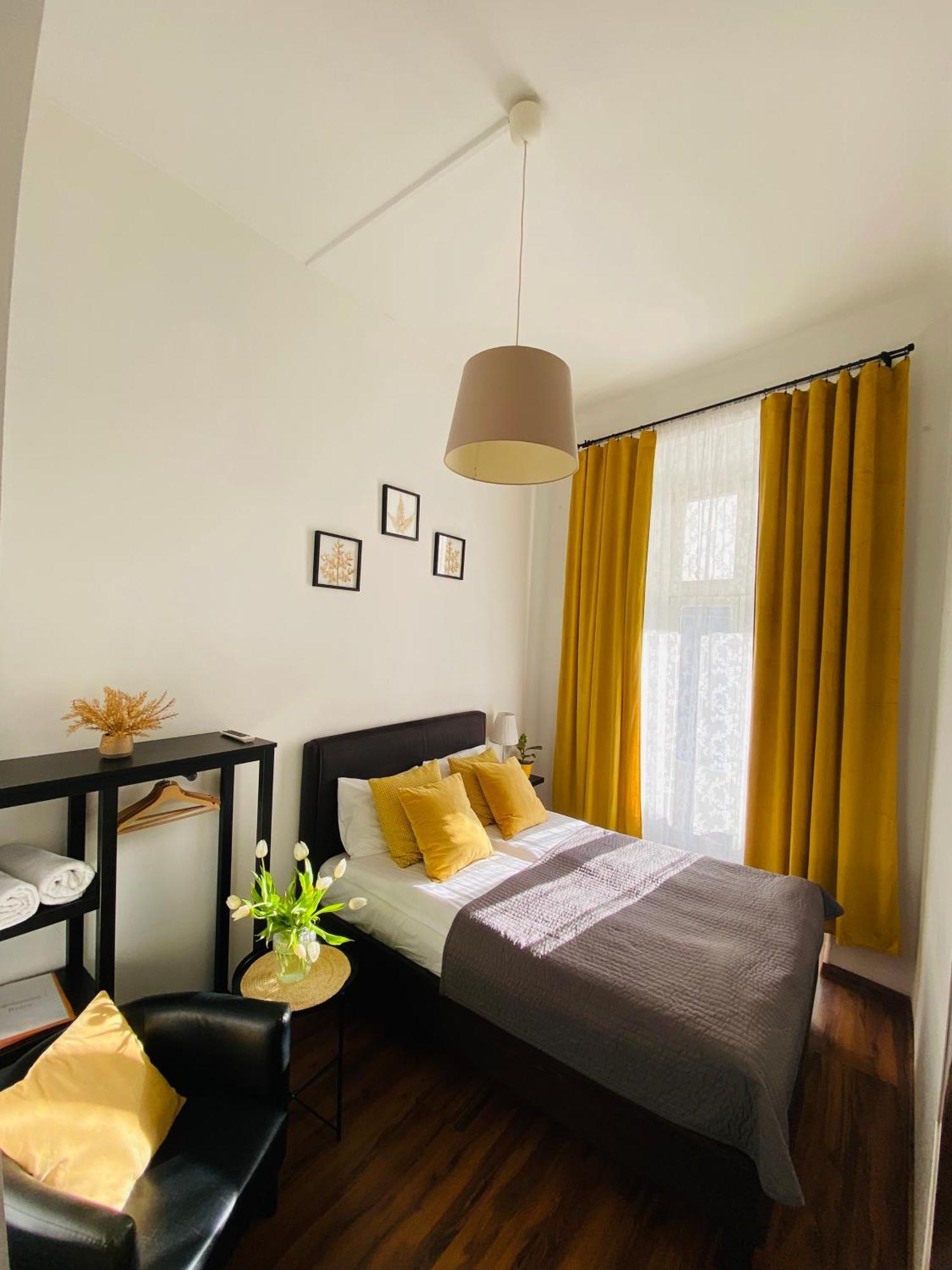 Krakow Apartments & Rooms מראה חיצוני תמונה