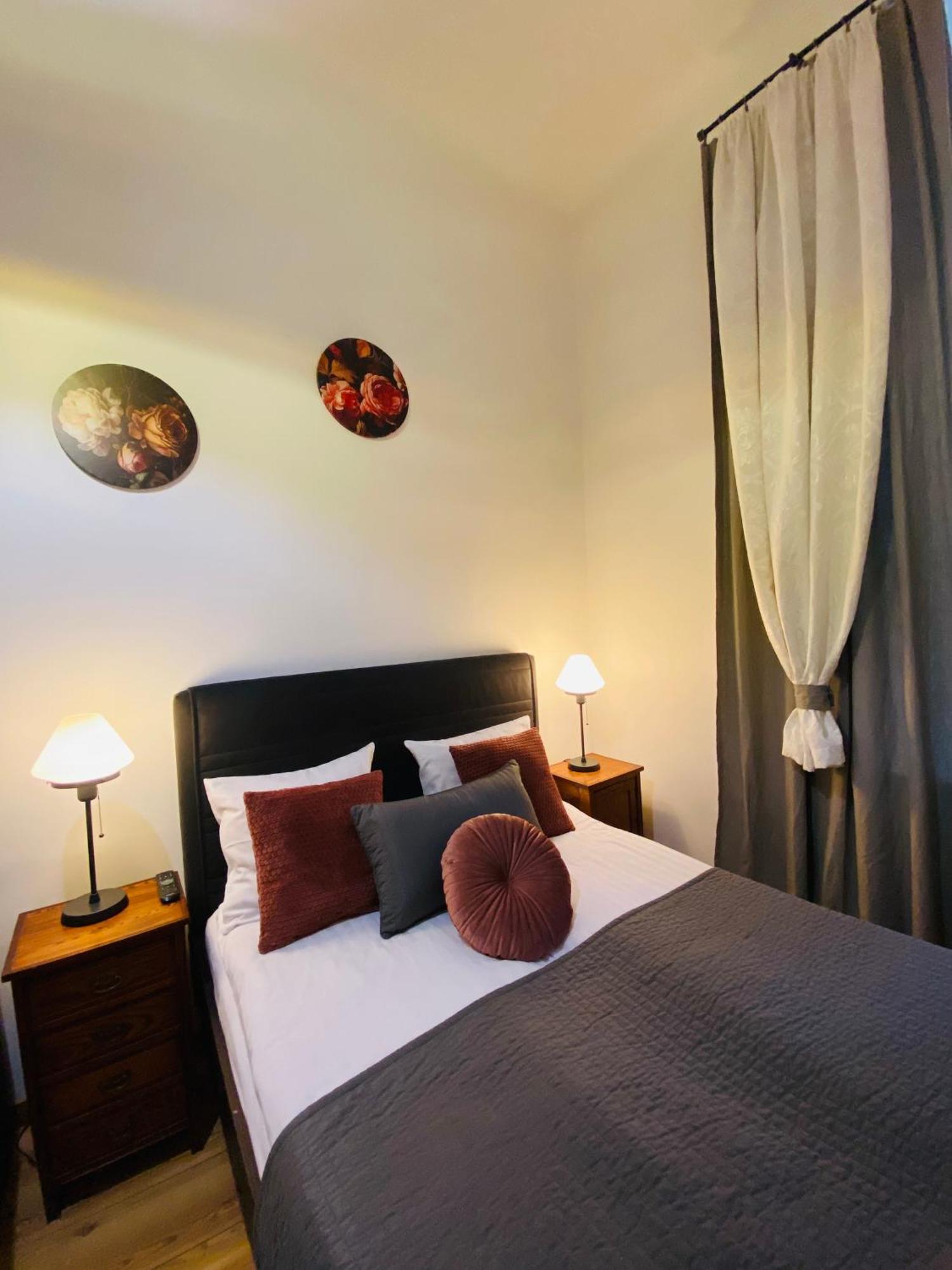 Krakow Apartments & Rooms מראה חיצוני תמונה